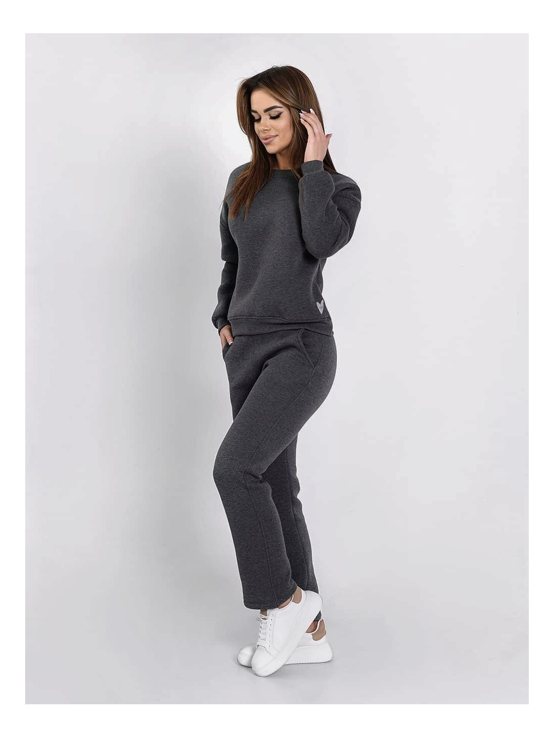 Insulated tracksuit for women sweatshirt and loose pants graphite FI762